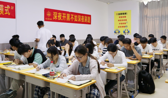 河北统招专升本机构怎么选？2026哎上课深度评测：答题模板定高分，标准化作答如何守住每一分卷面分